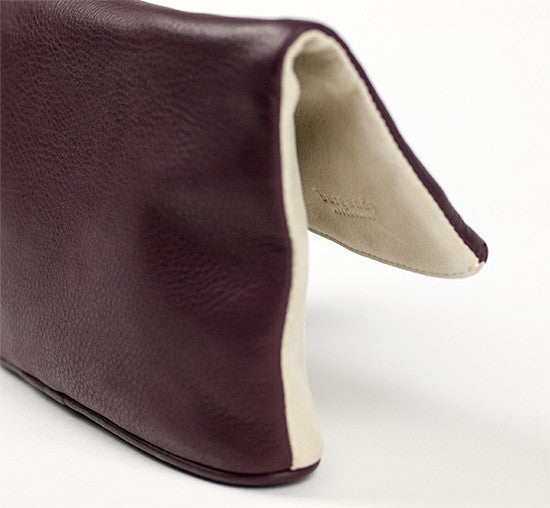 WOMEN'S AMIRA | REVERSIBLE FOLD-OVER LEATHER CLUTCH