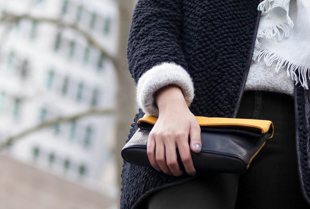 WOMEN'S AMIRA | REVERSIBLE FOLD-OVER LEATHER CLUTCH