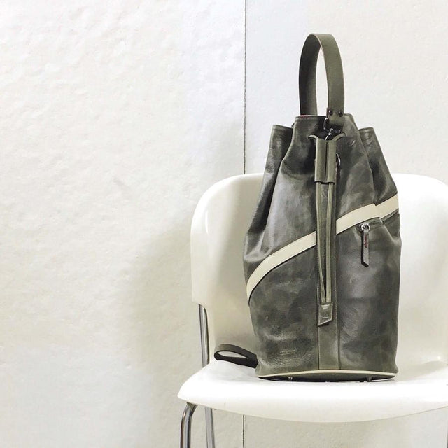 EDWARD | LEATHER MEDIUM BUCKET BAG