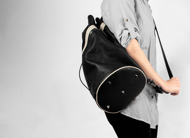 EDWARD | LEATHER MEDIUM BUCKET BAG