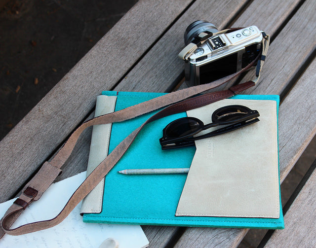 JUN | AGED LEATHER & WOOL-FELT SLEEVE